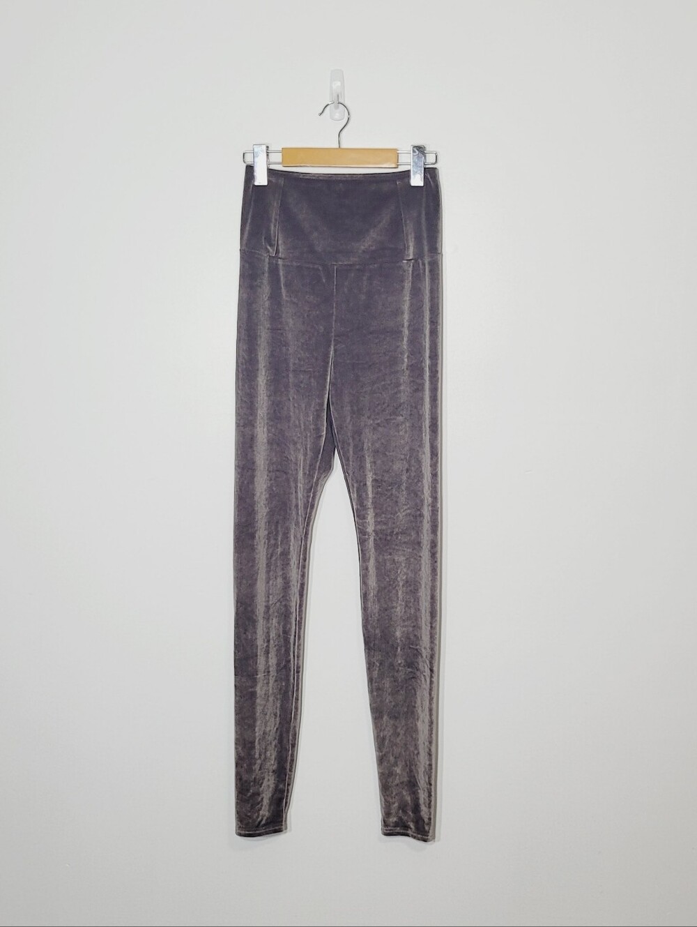 Wilfred Free Green Velour Pull Up Leggings Comy Size Medium